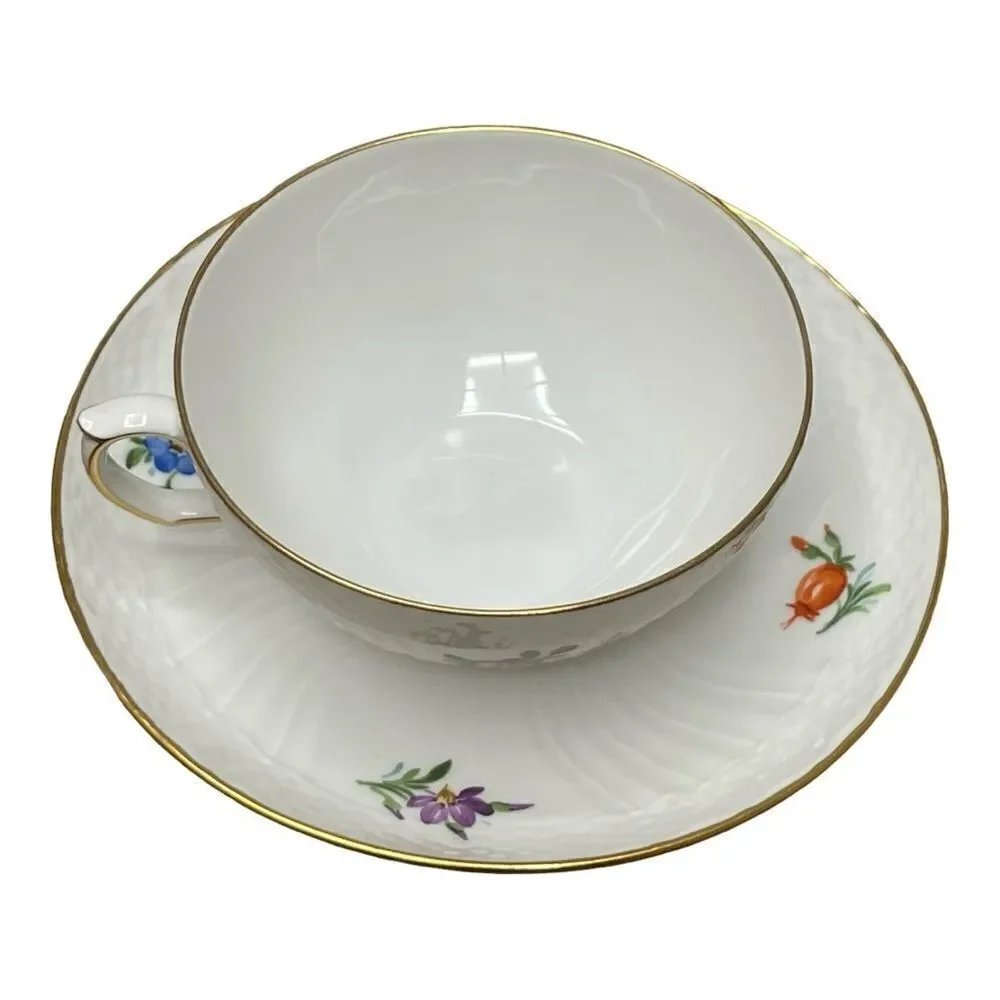 Royal Copenhagen Tea Cups & Saucers 493 / 1551 All Different Floral Bouquets